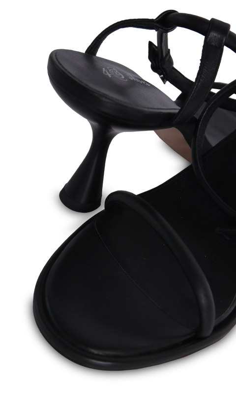 Босоніжки чорні жіночі (331L-G06-S10) 4S Shoes
