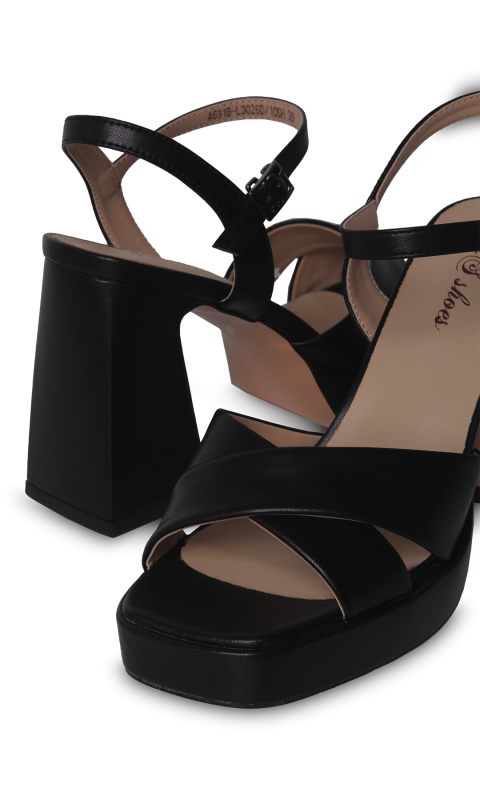 Босоніжки чорні жіночі (XD-A691B-L3026D\10SH) 4S Shoes Glossi