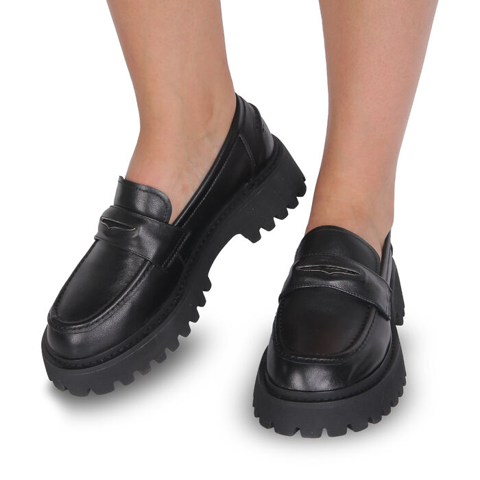 Лофери чорні жіночі (PW2391-82711-1) 4S Shoes Mossani