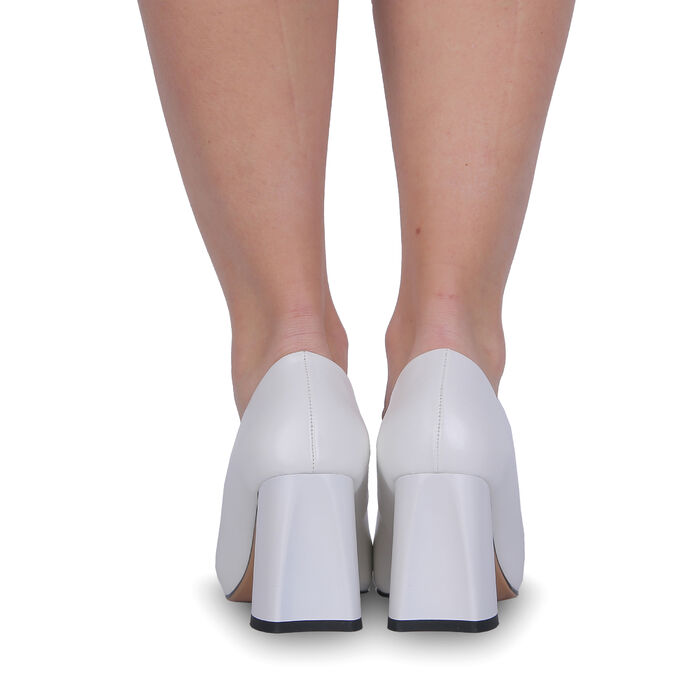 Туфлі білі жіночі (D132-A375-1) 4S Shoes Mossani